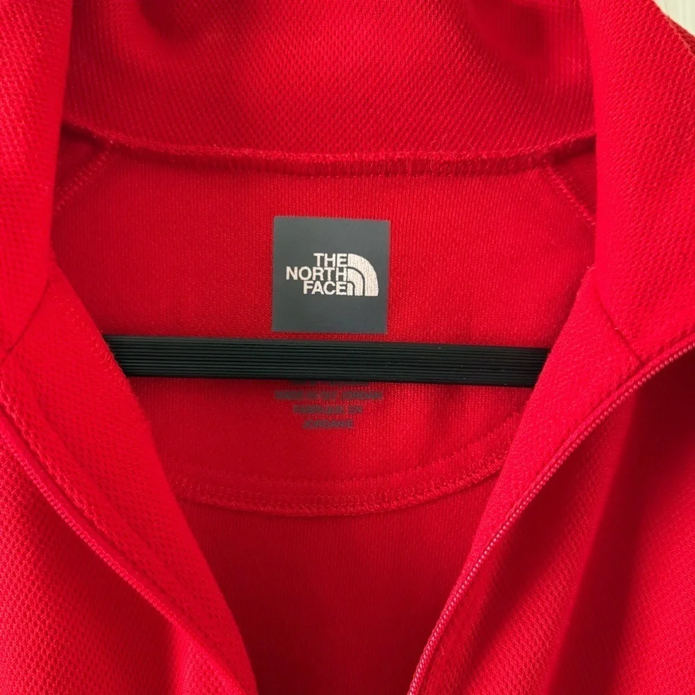 The North Face Men's Red Sweater Sweatshirt Size Medium
